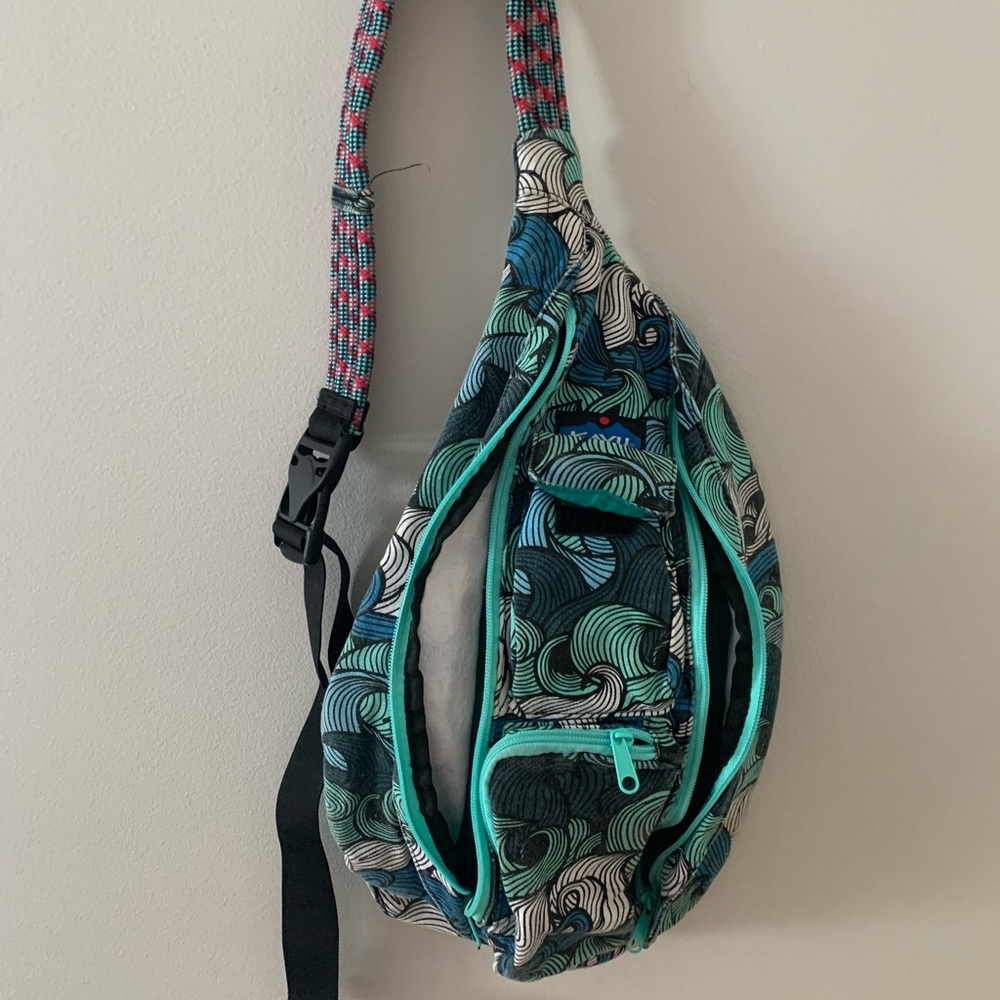COPY - KAVU Rope Bag with Blue & Teal Waves